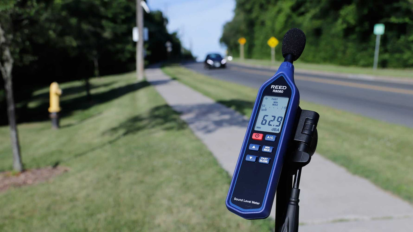REED R8060 Sound Level Meter with Bargraph
